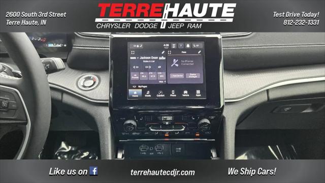 2024 Jeep Grand Cherokee L Laredo 4x4