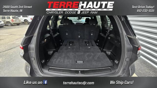 2024 Jeep Grand Cherokee L Laredo 4x4