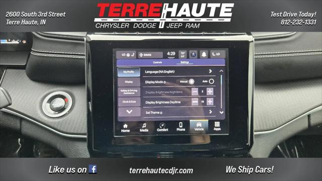 2024 Jeep Grand Cherokee L Laredo 4x4