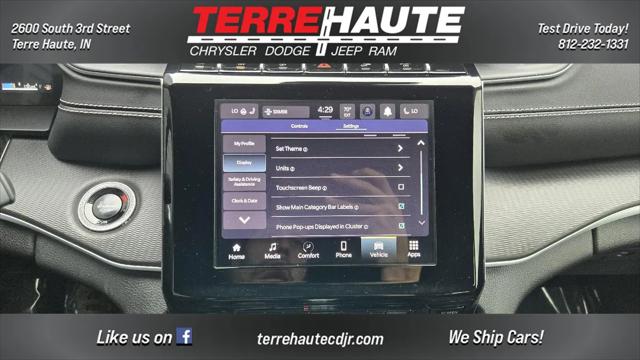 2024 Jeep Grand Cherokee L Laredo 4x4