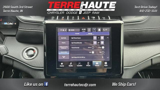 2024 Jeep Grand Cherokee L Laredo 4x4