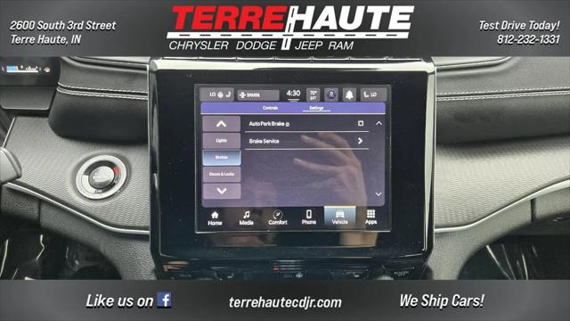 2024 Jeep Grand Cherokee L Laredo 4x4
