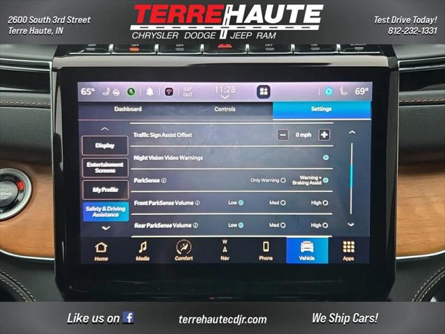 2025 Jeep Grand Cherokee L Summit Reserve 4x4
