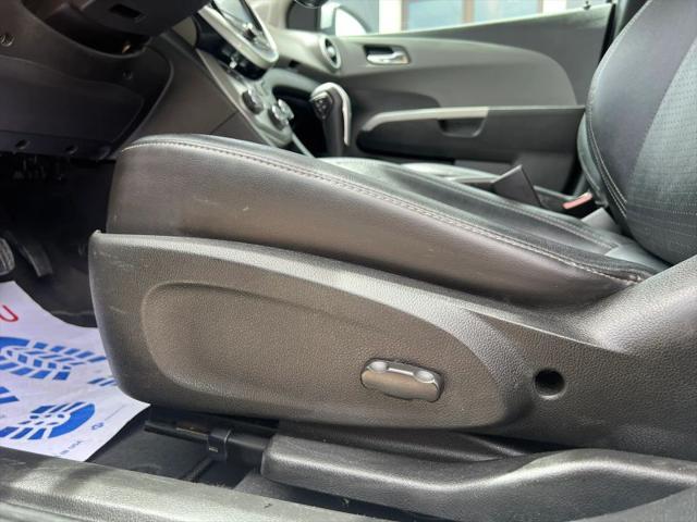 2017 Chevrolet Sonic Premier Auto