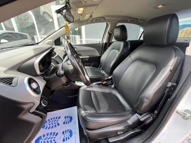 2017 Chevrolet Sonic Premier Auto