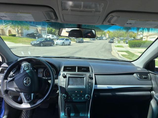 2016 Toyota Camry SE