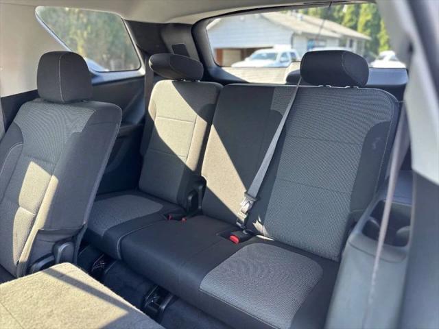 2020 Chevrolet Traverse FWD LT Cloth