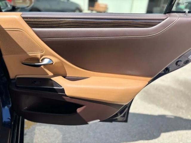 2019 Lexus ES 350 Luxury