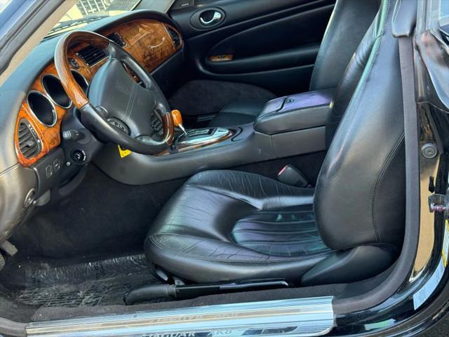 2004 Jaguar XK8 XK8