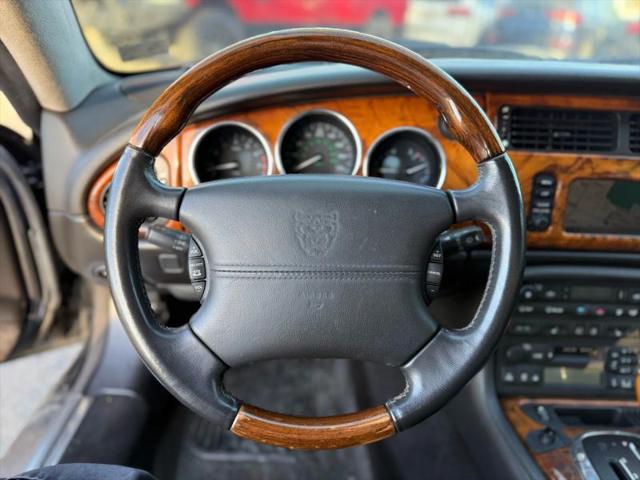 2004 Jaguar XK8 XK8