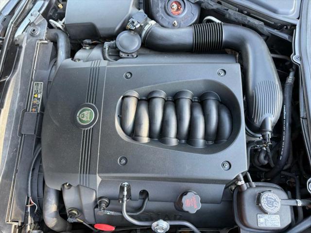 2004 Jaguar XK8 XK8