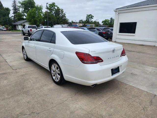 2008 Toyota Avalon XLS