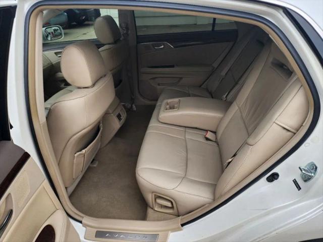 2008 Toyota Avalon XLS