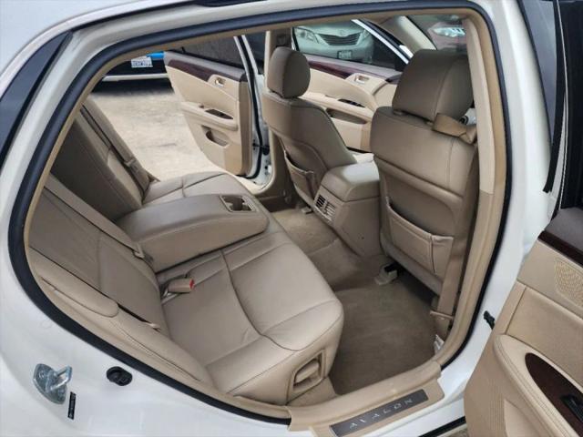 2008 Toyota Avalon XLS