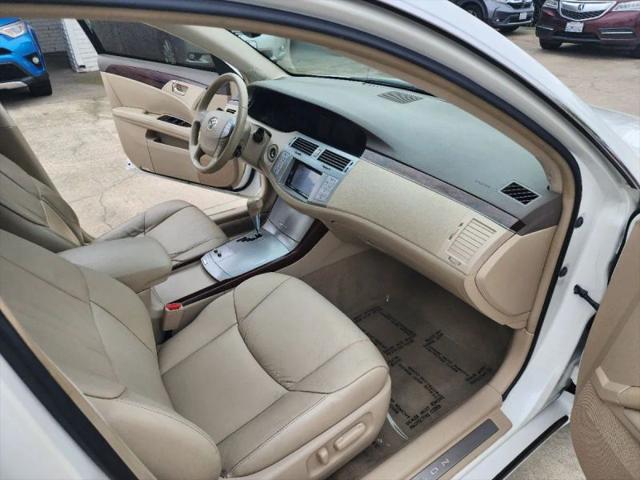2008 Toyota Avalon XLS