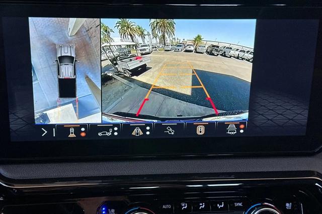 2025 GMC Sierra 2500HD 4WD Crew Cab Standard Bed AT4