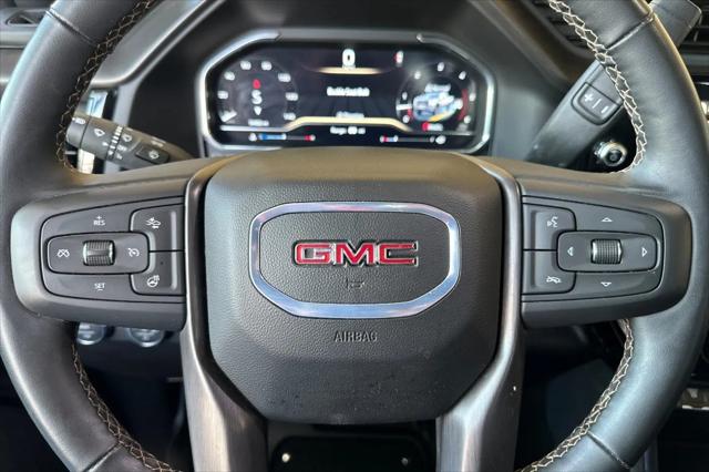 2025 GMC Sierra 2500HD 4WD Crew Cab Standard Bed AT4