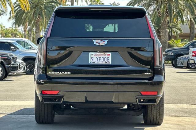 2024 Cadillac Escalade 4WD Sport Platinum