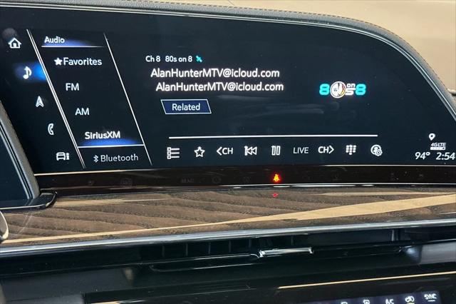 2024 Cadillac Escalade 4WD Sport Platinum