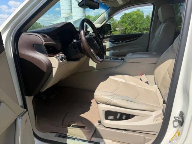 2015 Cadillac Escalade Luxury
