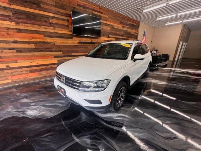 2020 Volkswagen Tiguan 2.0T SE for sale in Oswego, IL