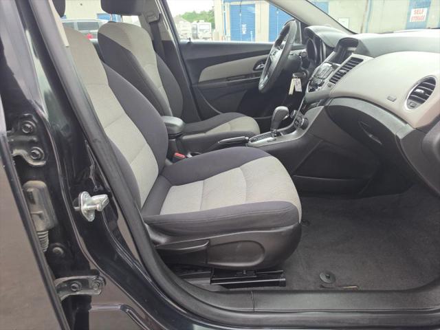 2013 Chevrolet Cruze LS Auto