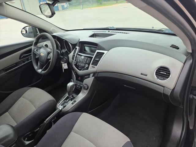 2013 Chevrolet Cruze LS Auto