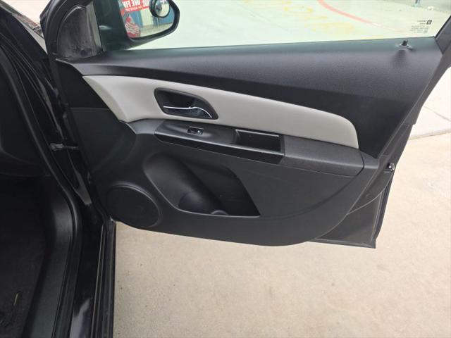 2013 Chevrolet Cruze LS Auto