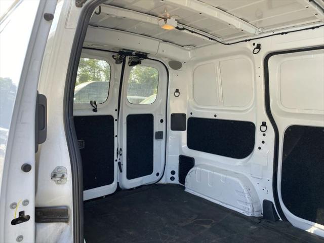 2021 Nissan NV200 Compact Cargo SV Xtronic CVT