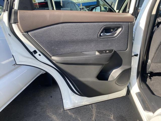 2023 Nissan Rogue SV FWD