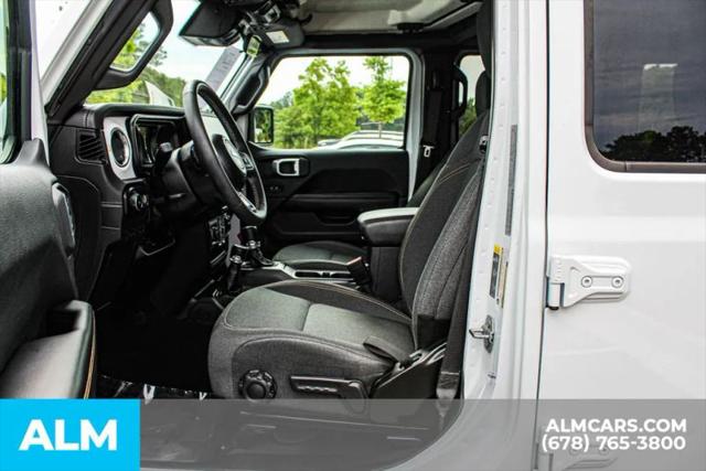 2025 Jeep Wrangler 4-Door Sahara 4x4