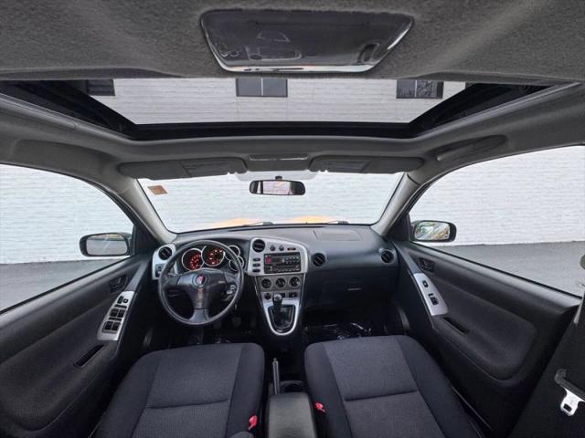 2006 Pontiac Vibe Base