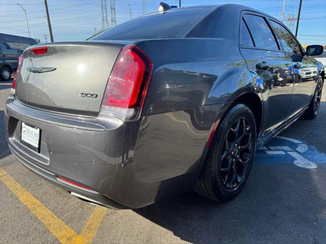 2022 Chrysler 300 Touring L AWD