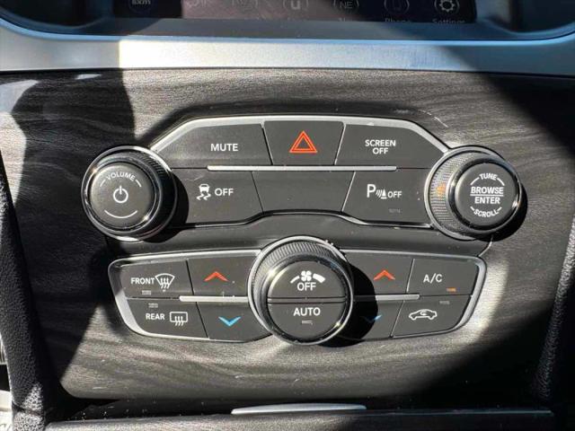 2022 Chrysler 300 Touring L AWD