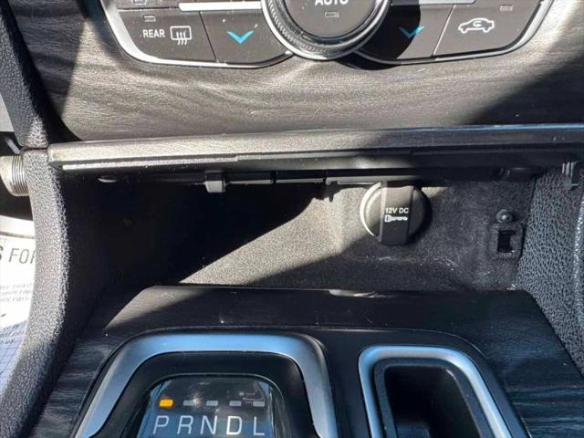 2022 Chrysler 300 Touring L AWD