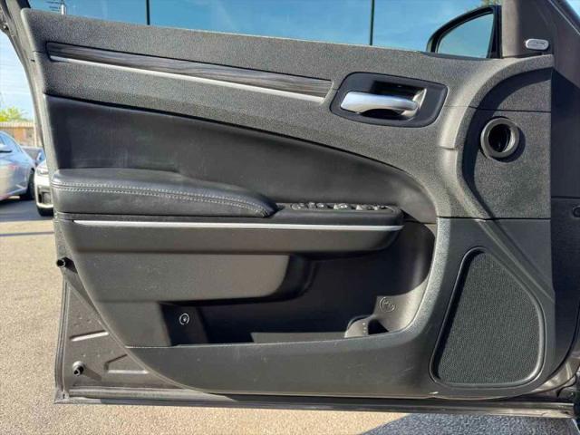 2022 Chrysler 300 Touring L AWD