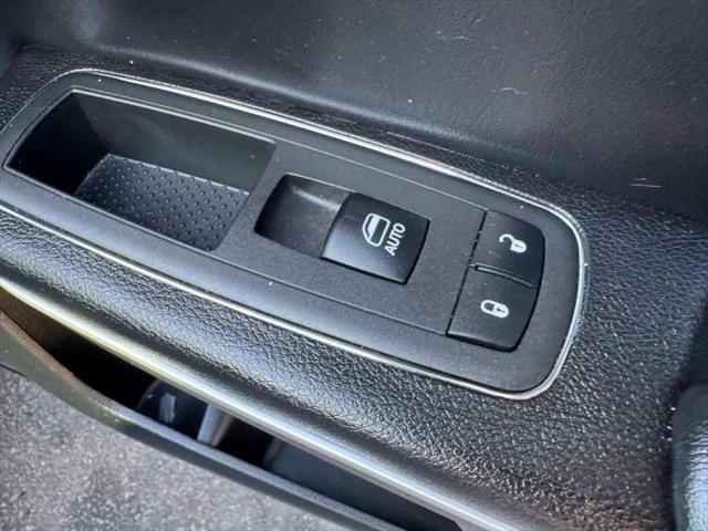 2022 Chrysler 300 Touring L AWD