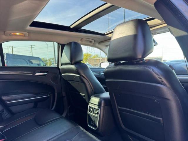 2022 Chrysler 300 Touring L AWD