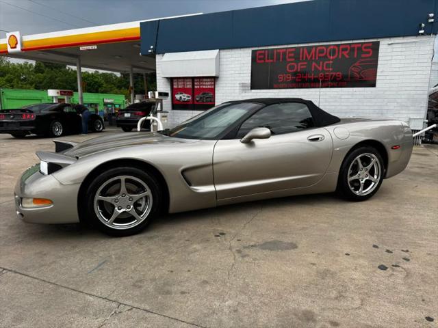 2001 Chevrolet Corvette Base