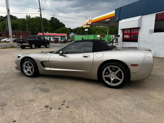 2001 Chevrolet Corvette Base