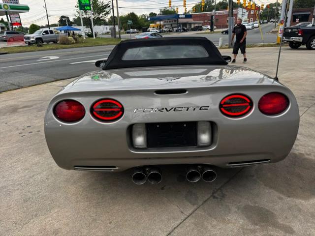 2001 Chevrolet Corvette Base