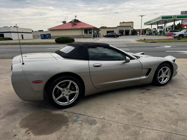 2001 Chevrolet Corvette Base