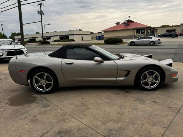 2001 Chevrolet Corvette Base