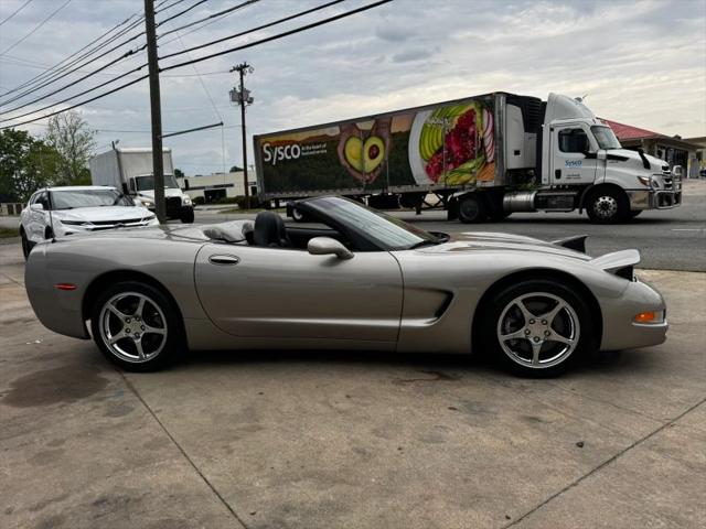 2001 Chevrolet Corvette Base