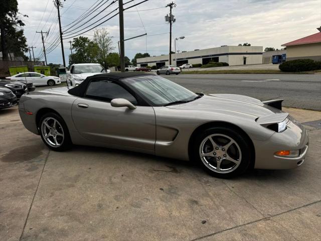2001 Chevrolet Corvette Base
