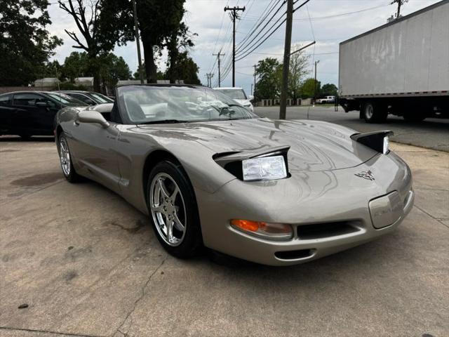 2001 Chevrolet Corvette Base