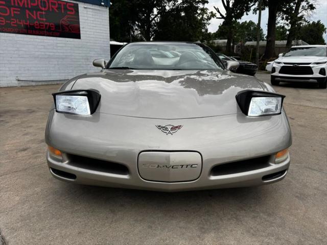 2001 Chevrolet Corvette Base