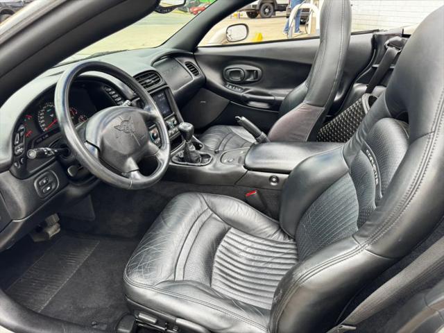 2001 Chevrolet Corvette Base