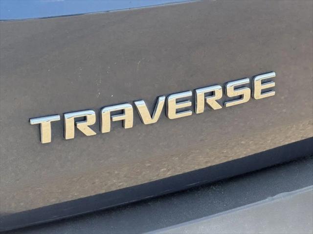 2023 Chevrolet Traverse FWD LT Cloth