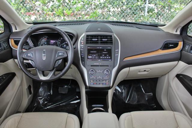 2015 Lincoln MKC Base